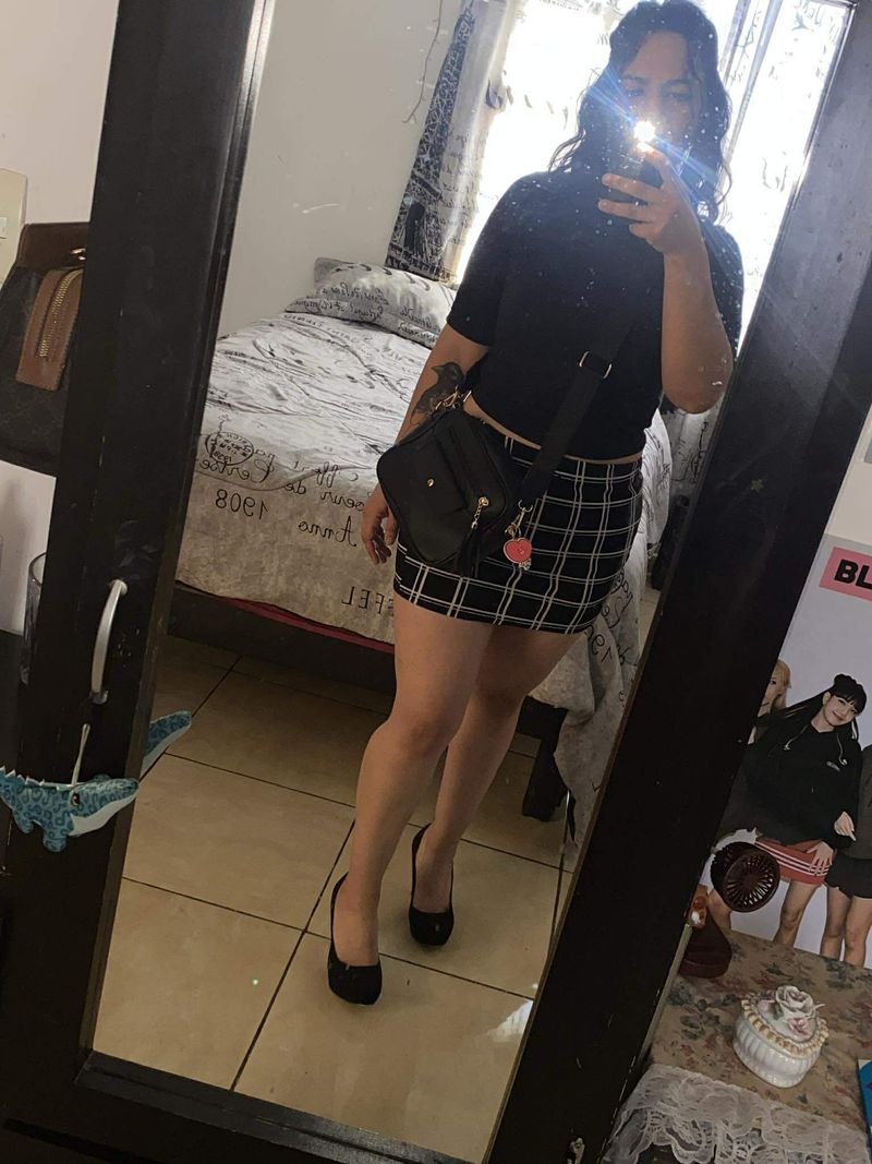 Errika, 33