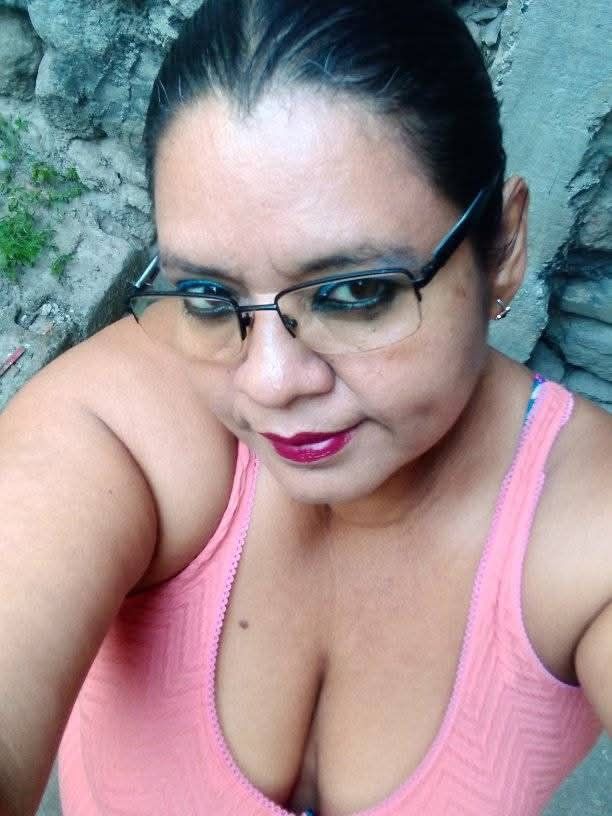 Maura, 55