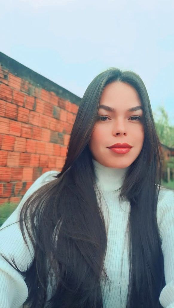 Denise, 29