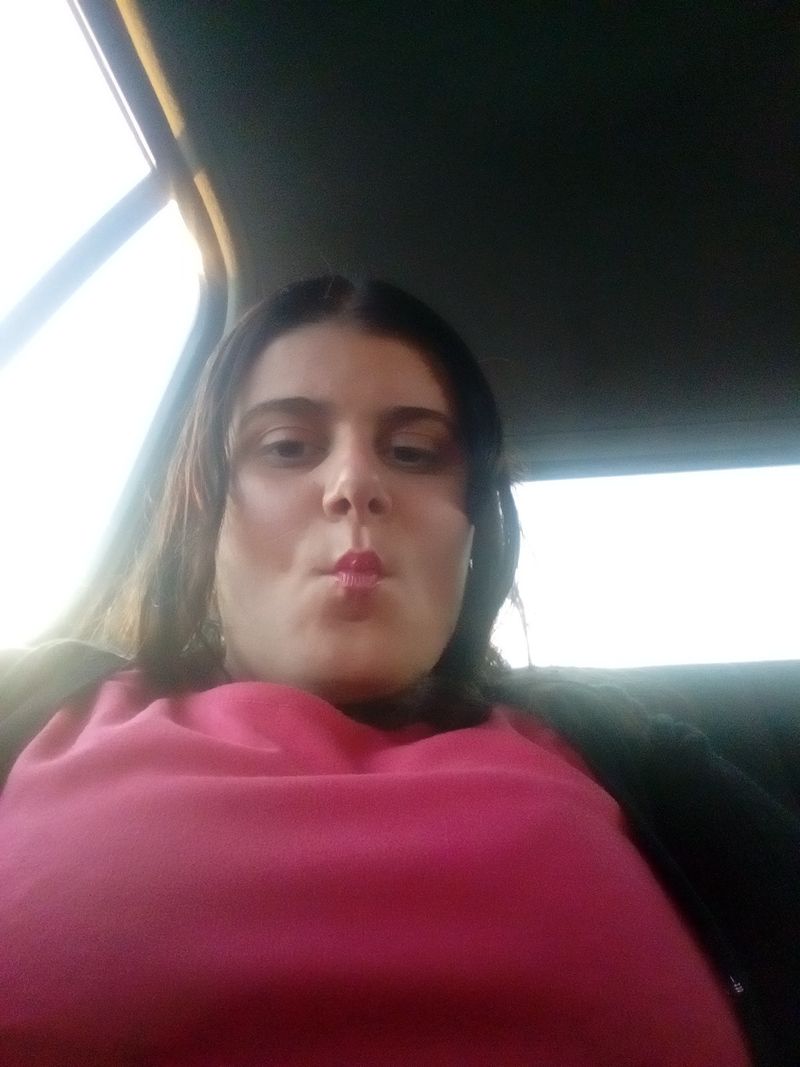 Joanne, 29