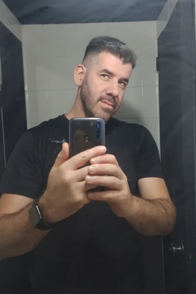 Nachoo, 42