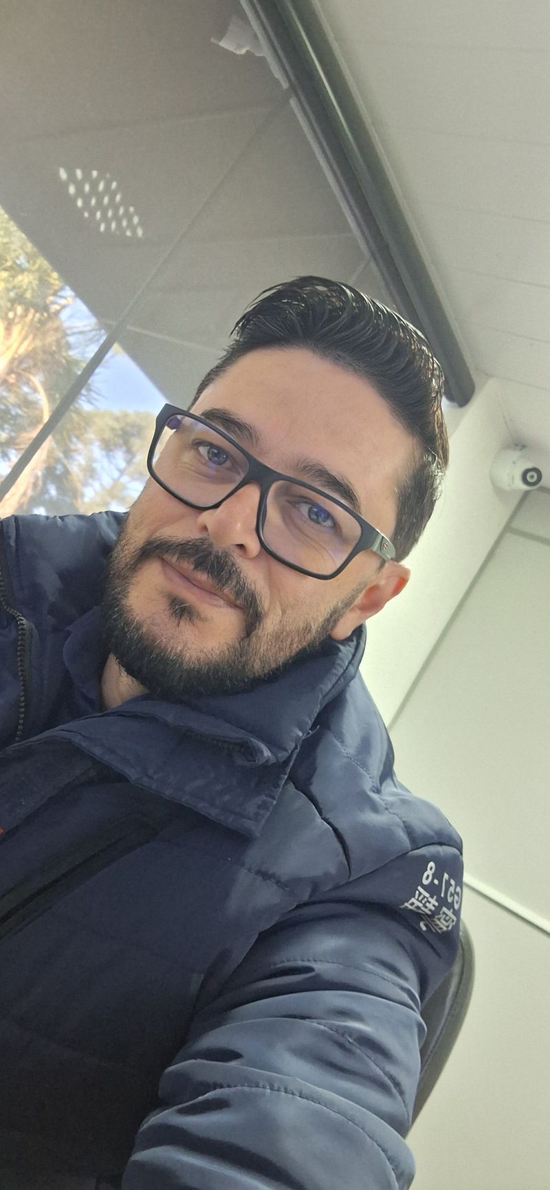 Sergio, 50