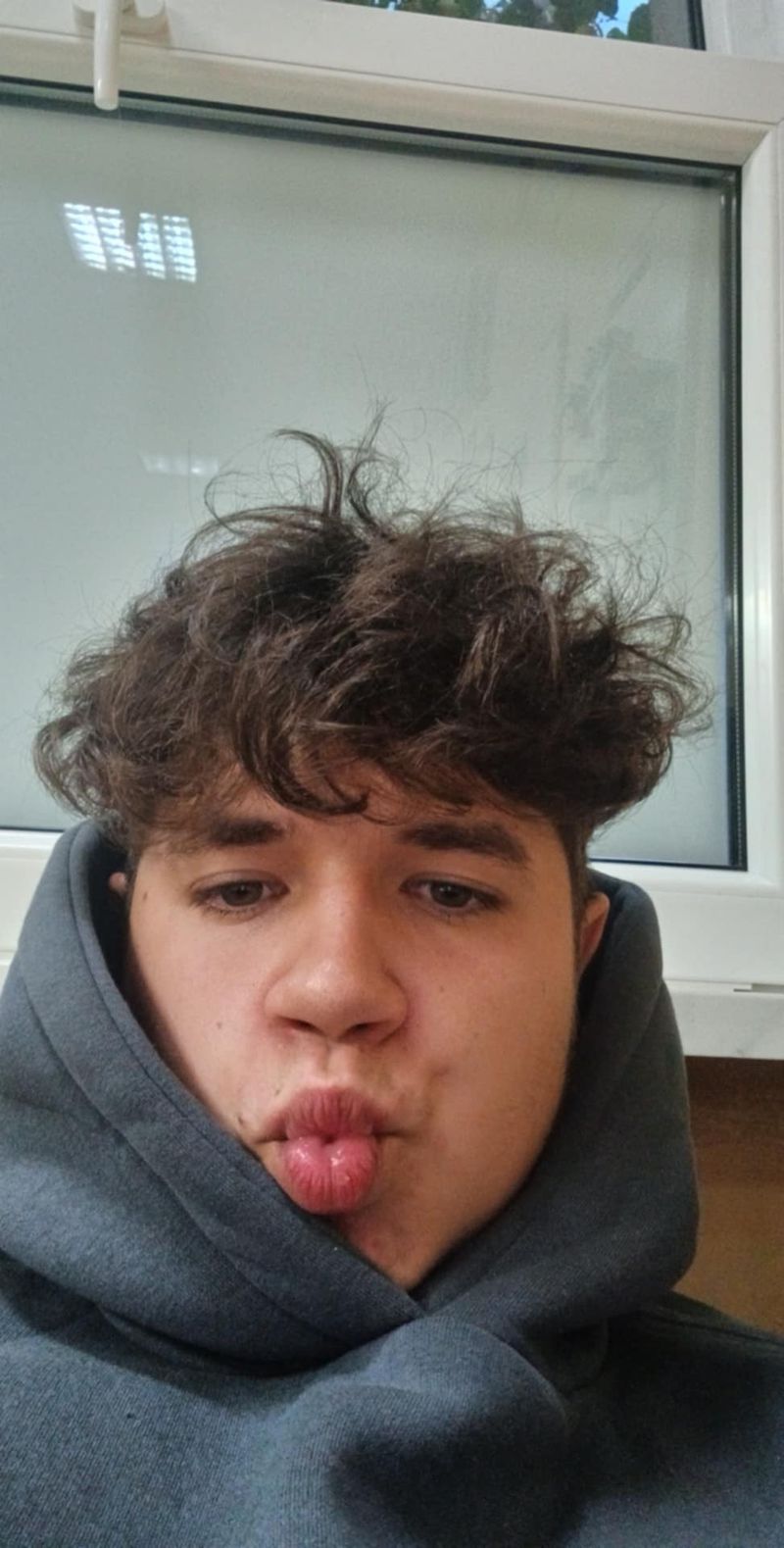 Hubert, 19
