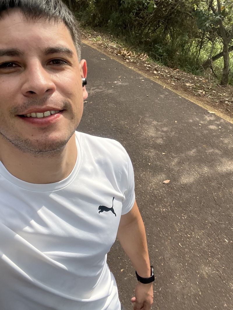 Dav, 28