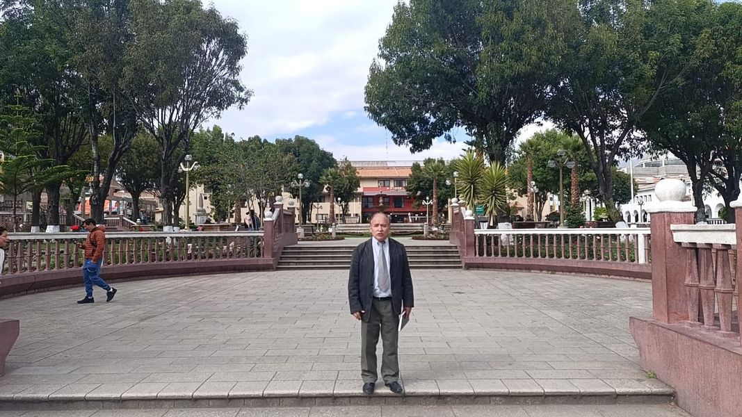Víctor, 60