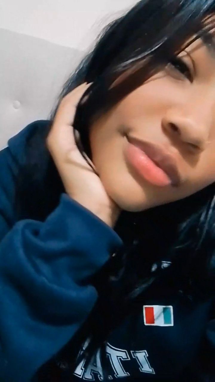 Eyusnay, 21