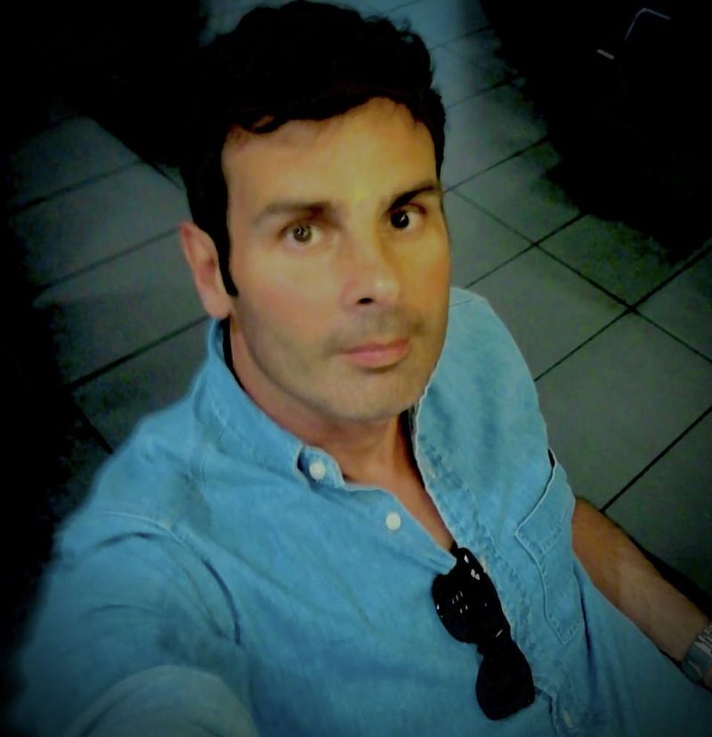Junior, 50