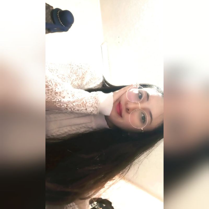 Cristina, 25