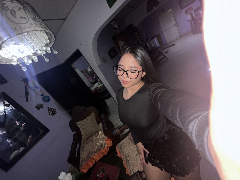 Stefany, 21