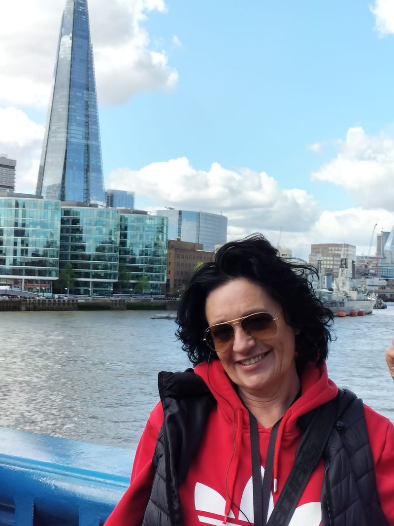 Beata, 54