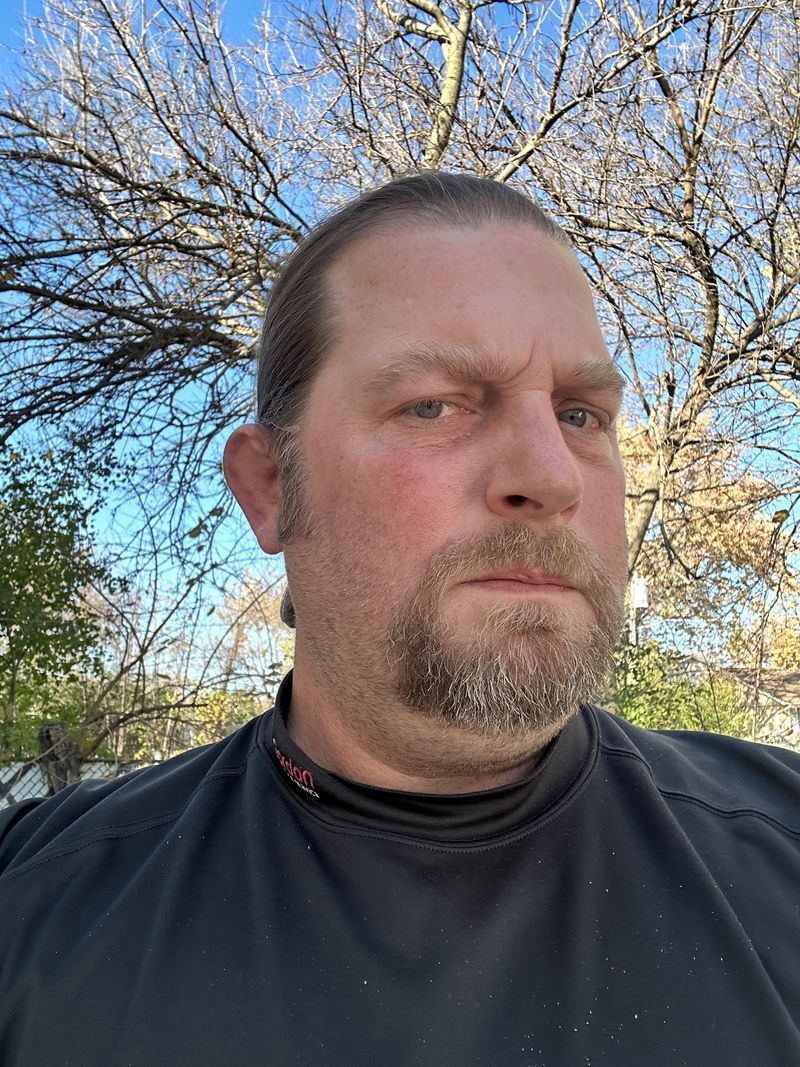 Jonathan, 48