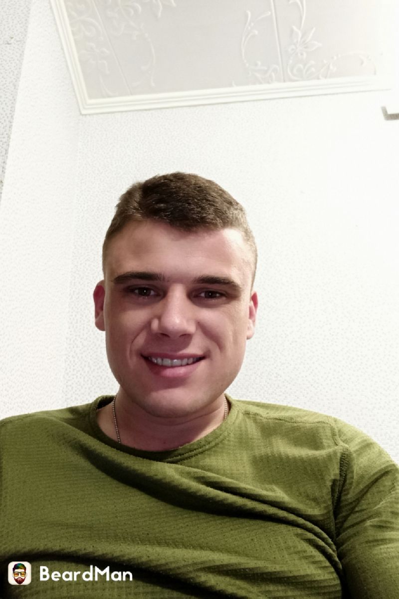 Дмитро, 27