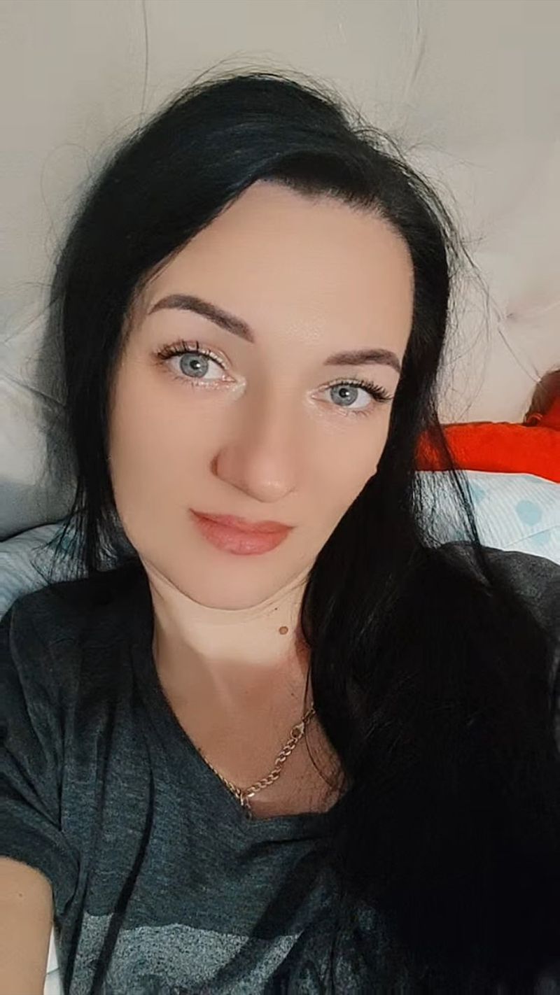 Oksana, 42