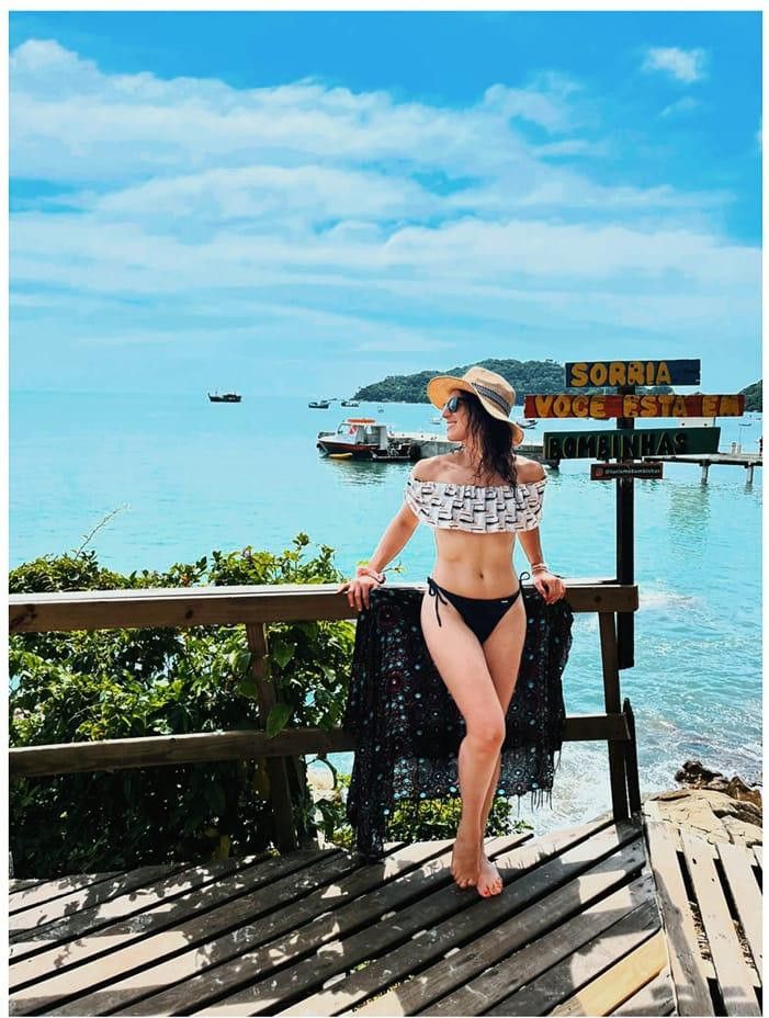 Valeria, 40