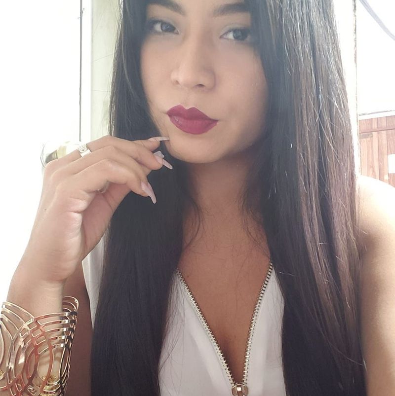 Kaylana, 32