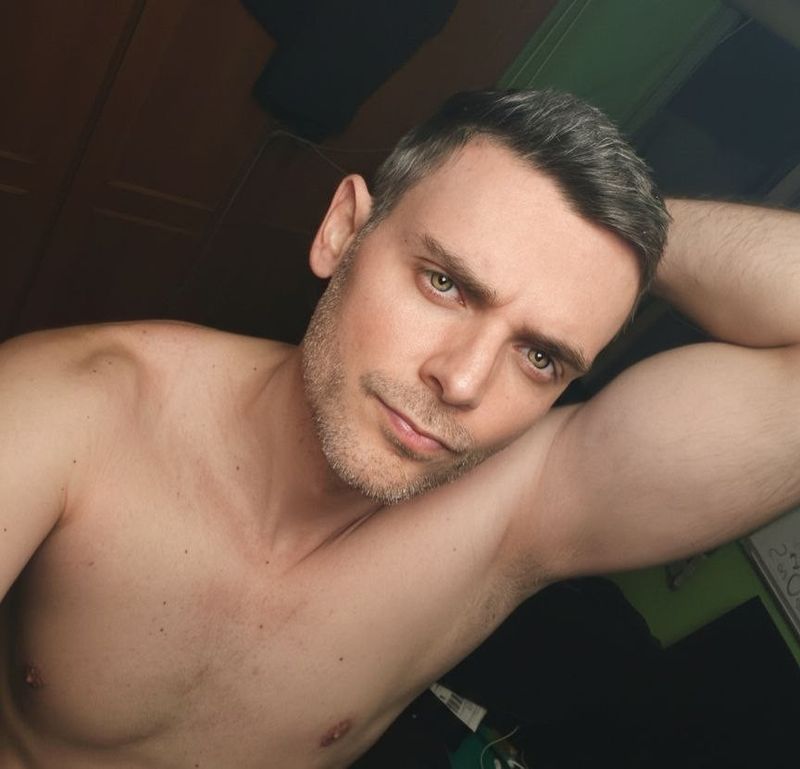 Alexis, 29