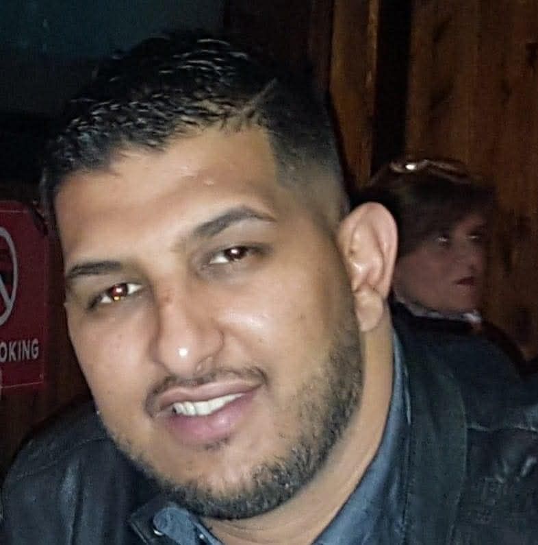 Daniel, 28