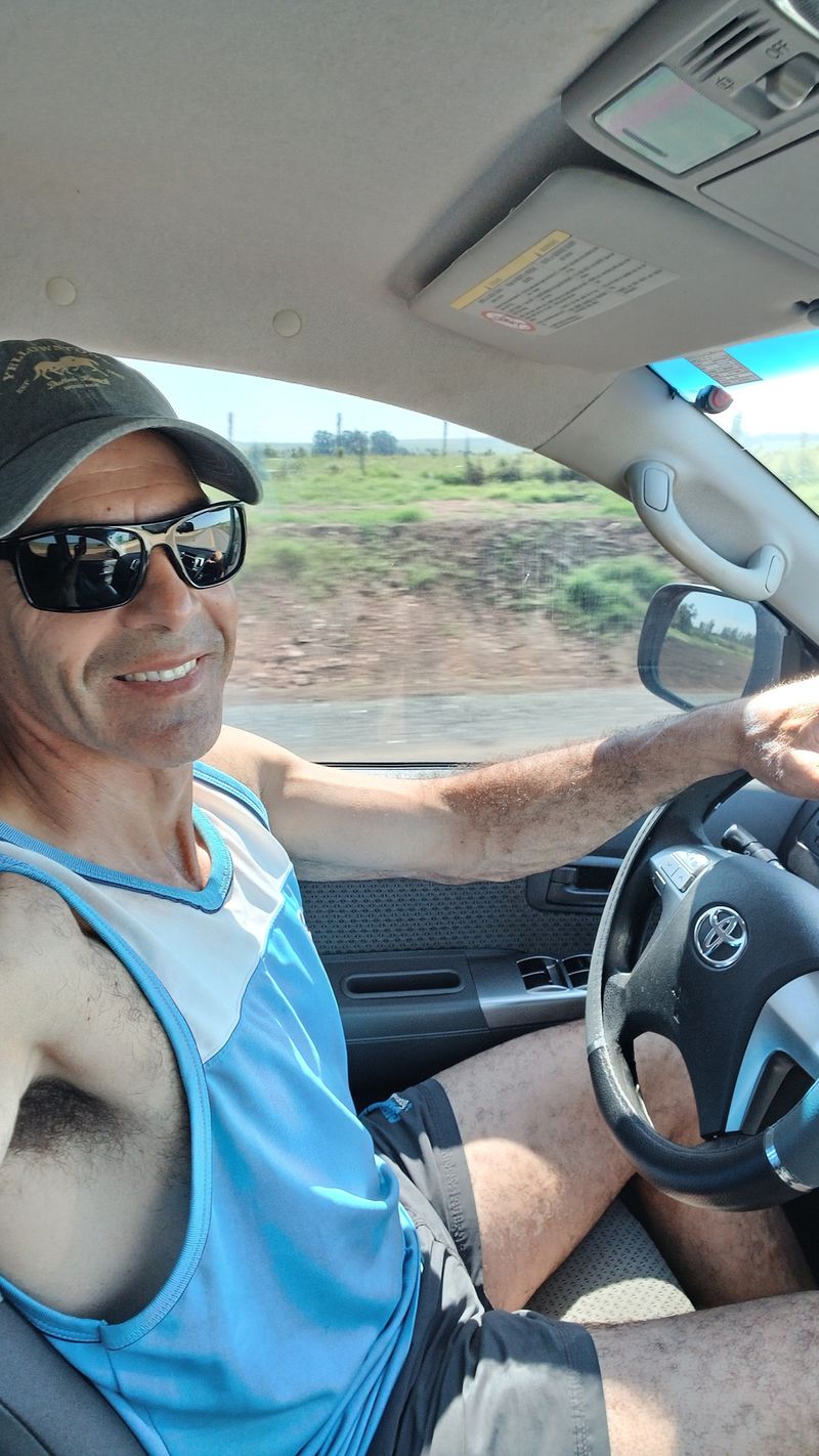 Enrique, 49