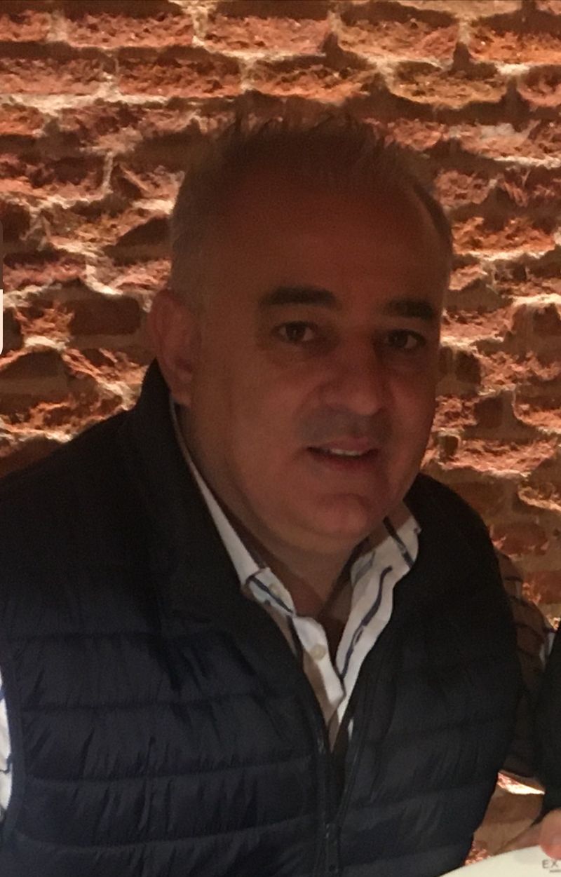 José Antonio, 56