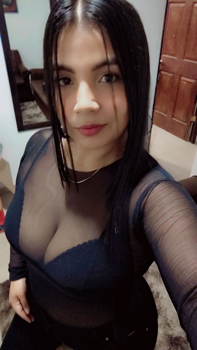 Alexa, 26