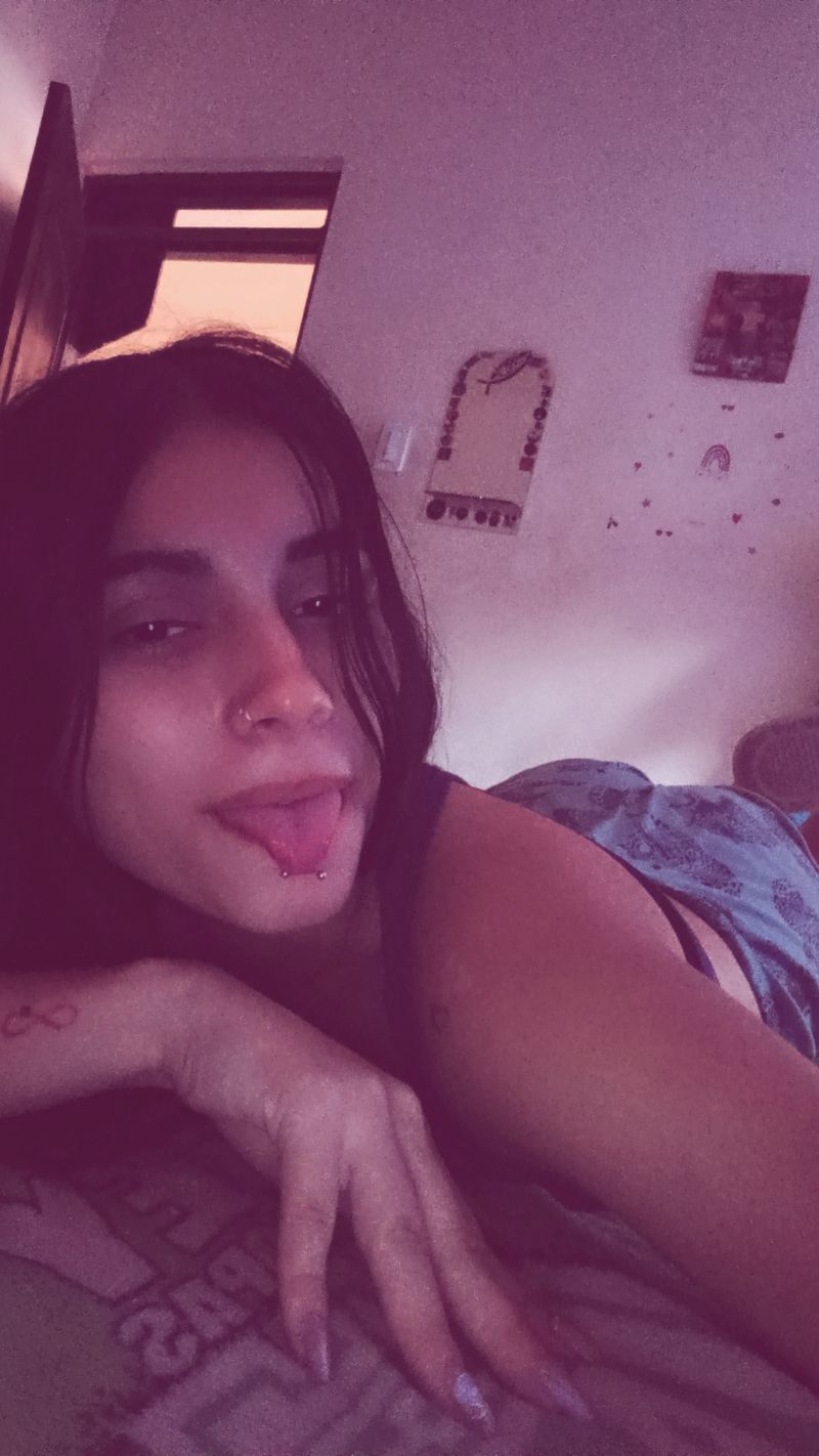 Estefanía, 20