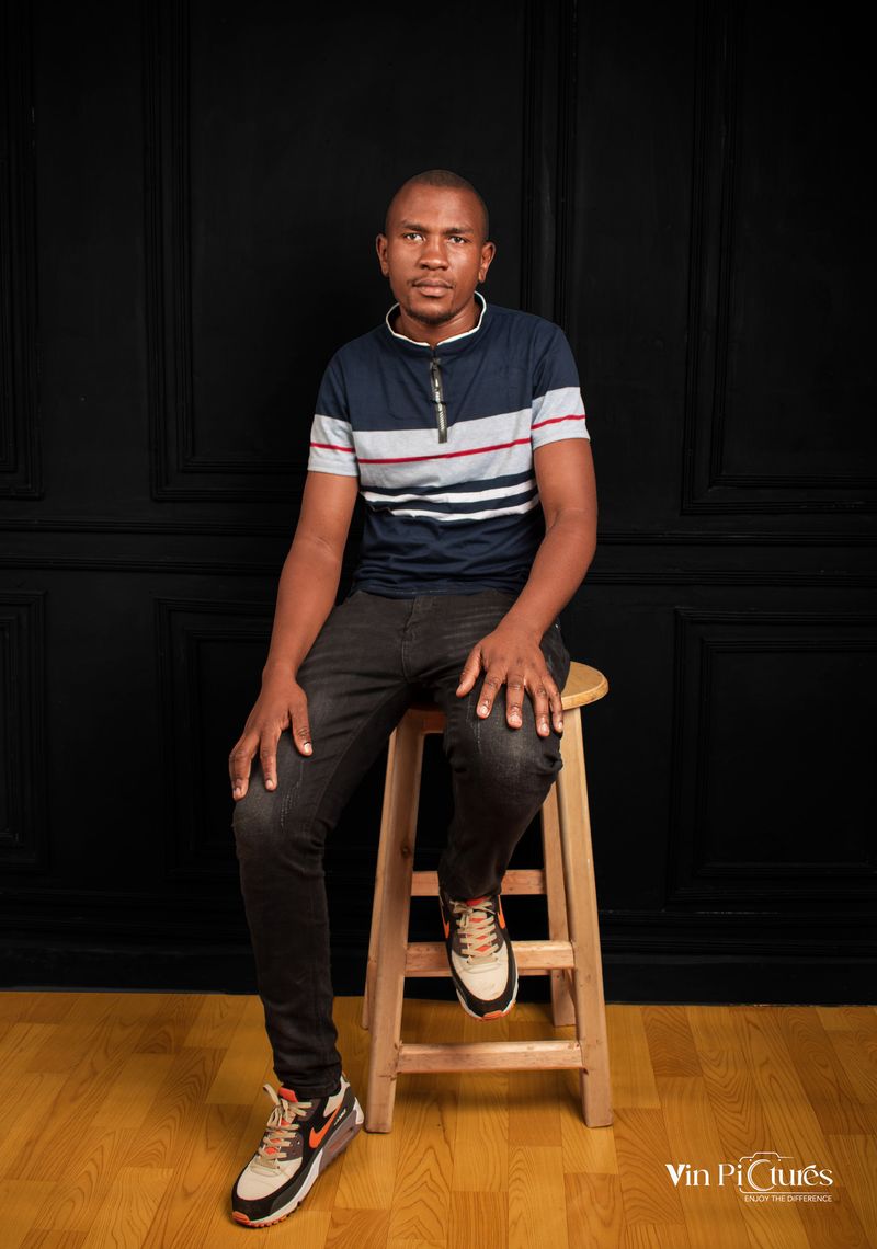 Frank, 28