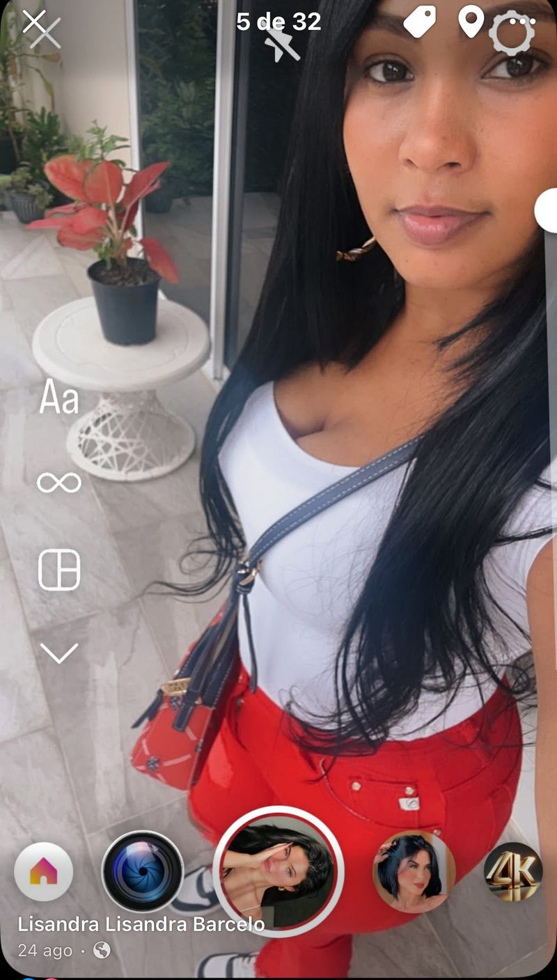 Sandra, 37