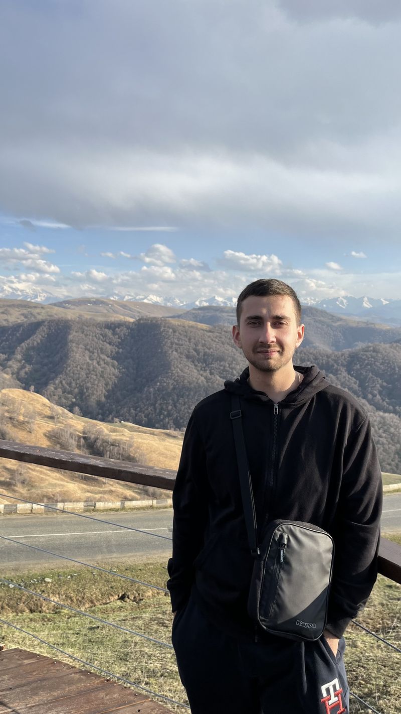 Dima, 23