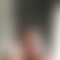 Bernadette, 32