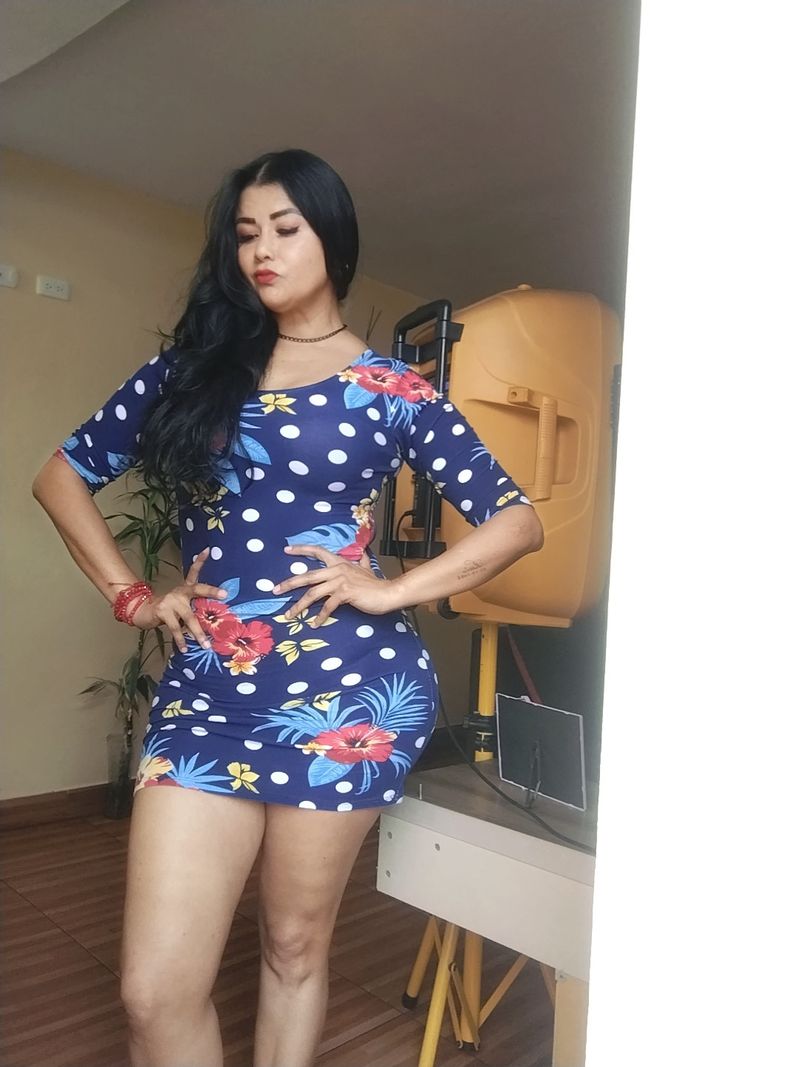 Lucerito, 48
