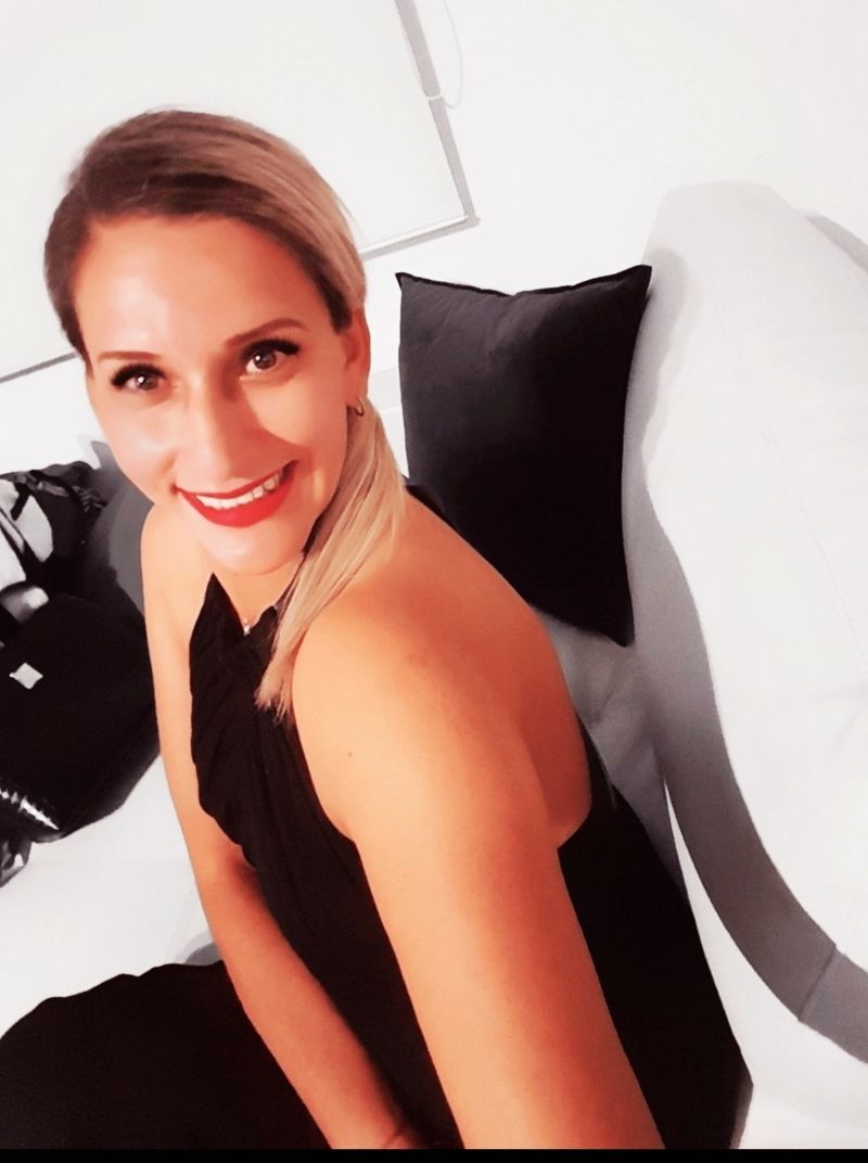 Nadescha, 45