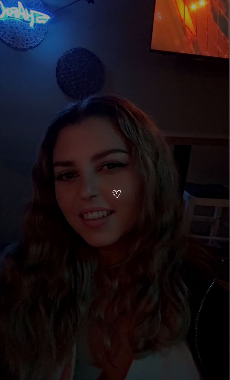 Sweethard, 34