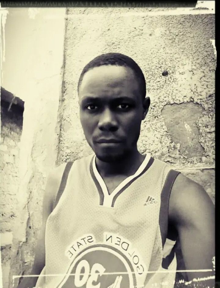Emmanuel, 27