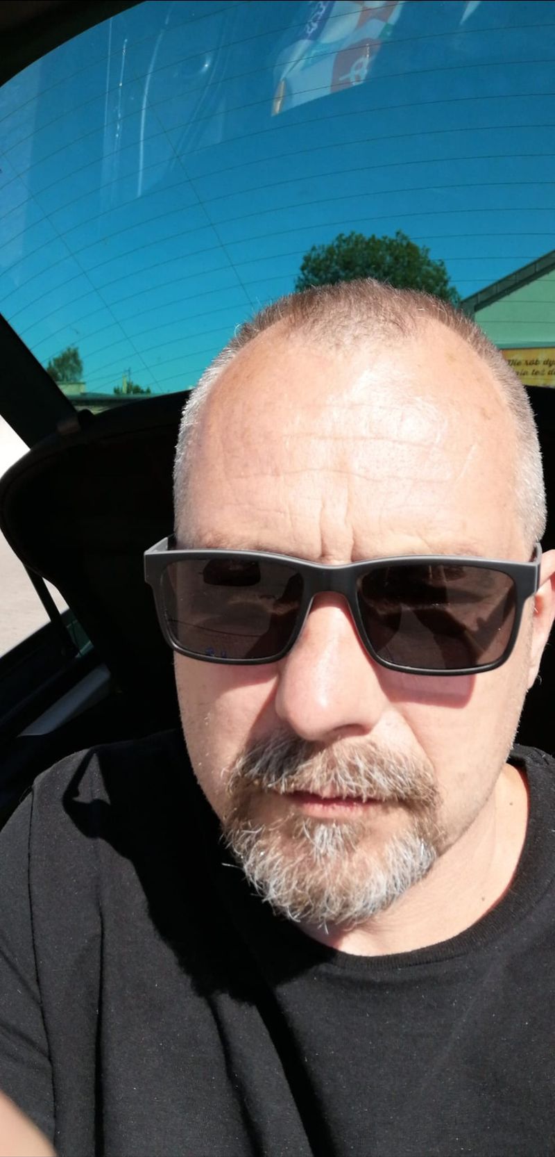 Marek, 55
