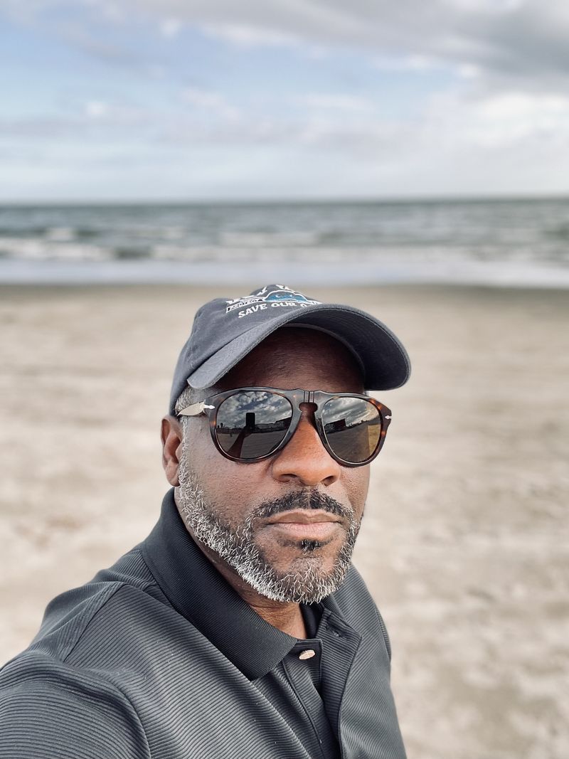 Hakim, 51