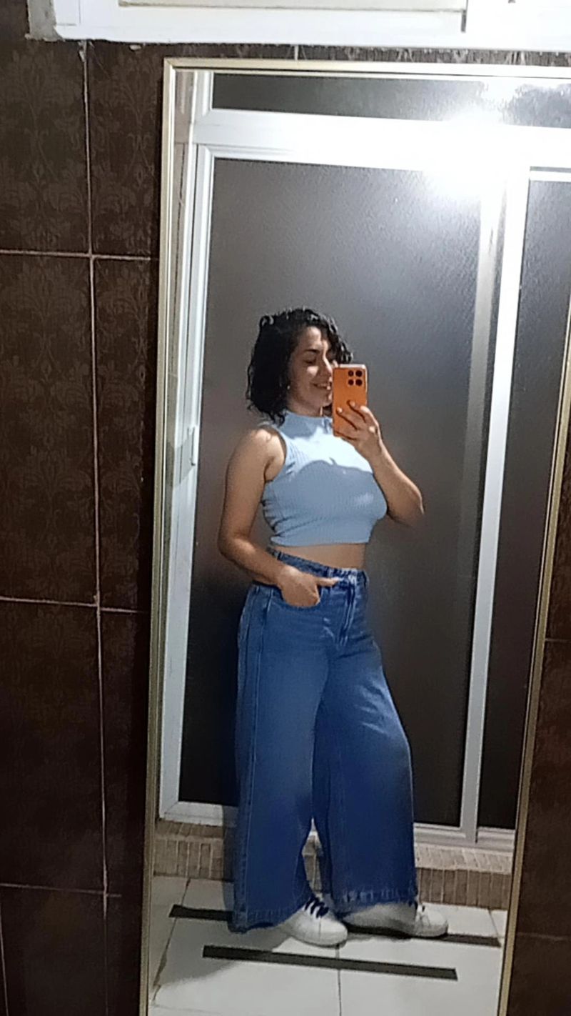 Fatima, 32