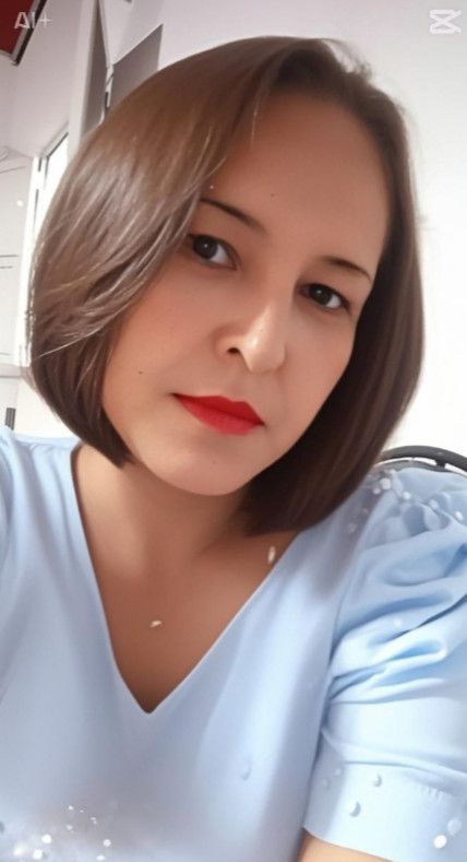 Karina, 52