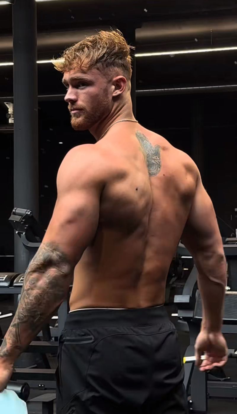 Daniel, 36