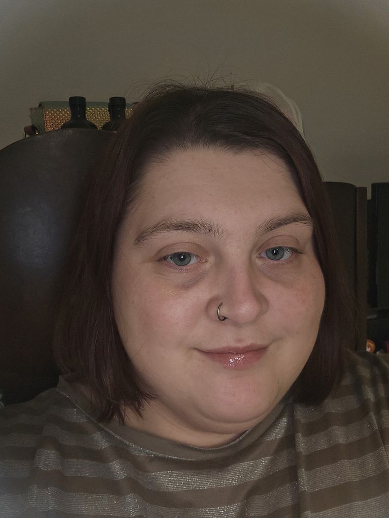 Natalie, 28