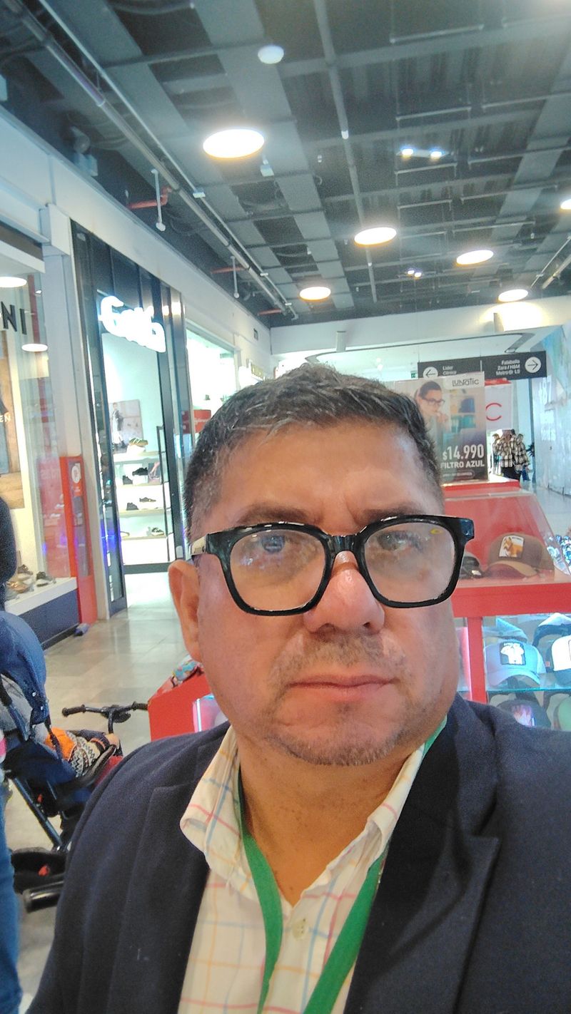 Edu, 49