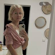 Ania, 46