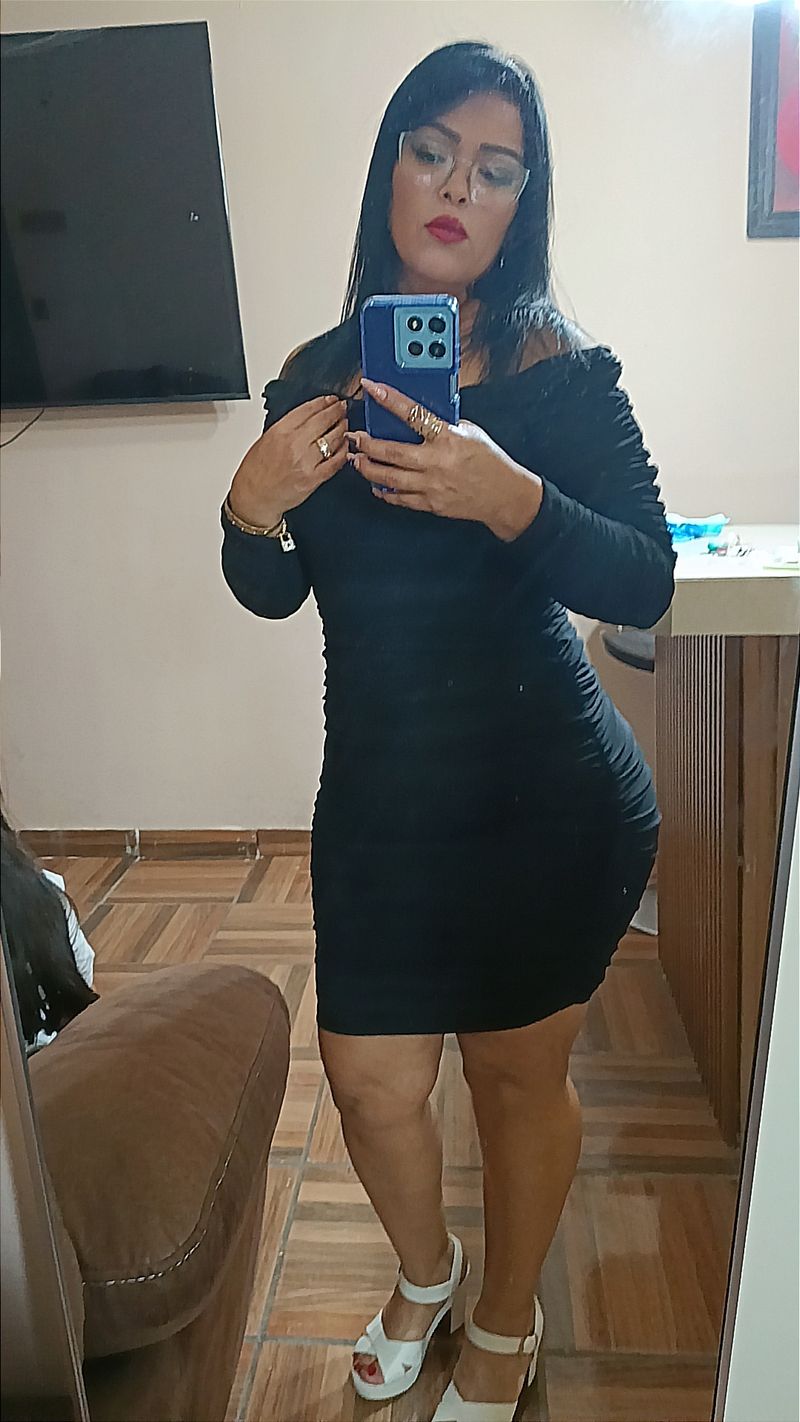 Lucia De Hoyos Martinez, 48