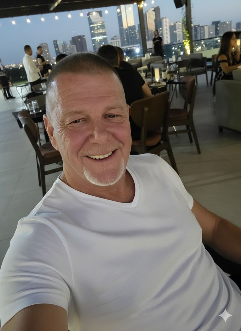 Kevin, 60