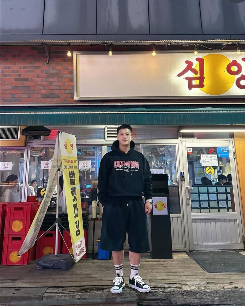 Ji Hoon Park, 37