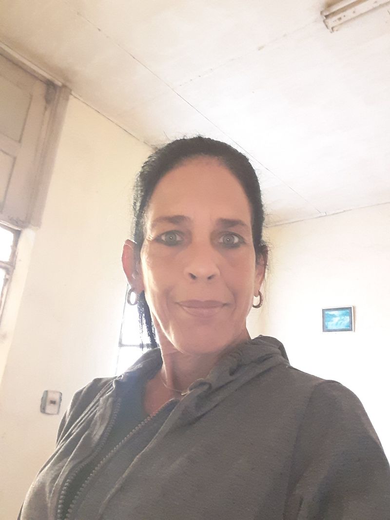 Monica Perez, 54
