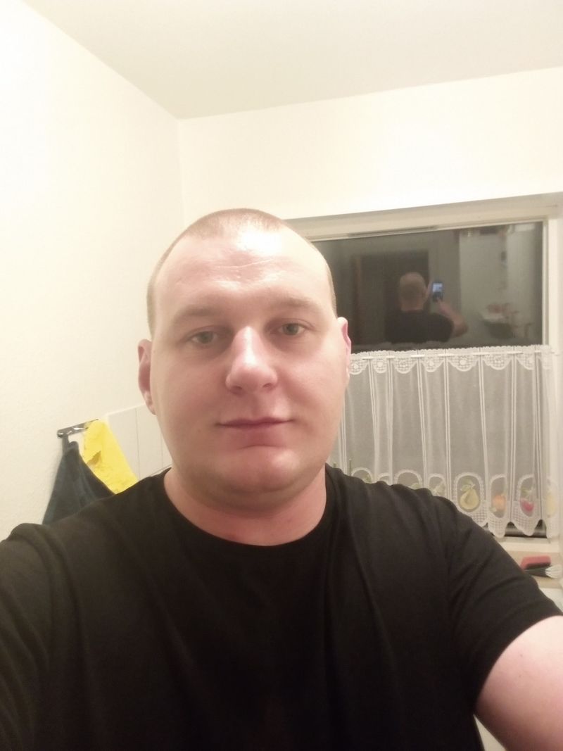 Paweł, 28