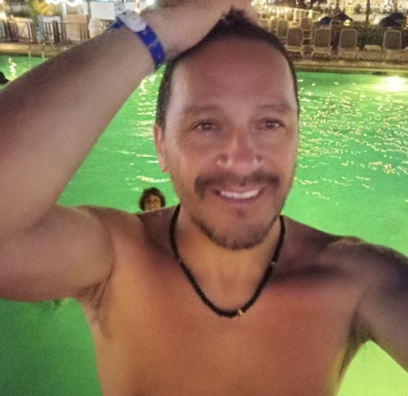 Marcelo, 49