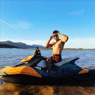 Diego, 24