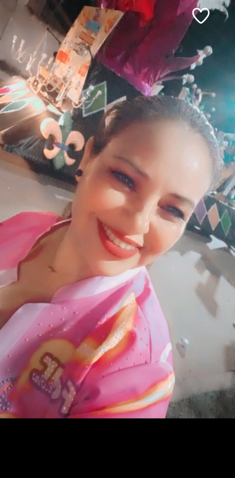 Andrea Isabel, 47
