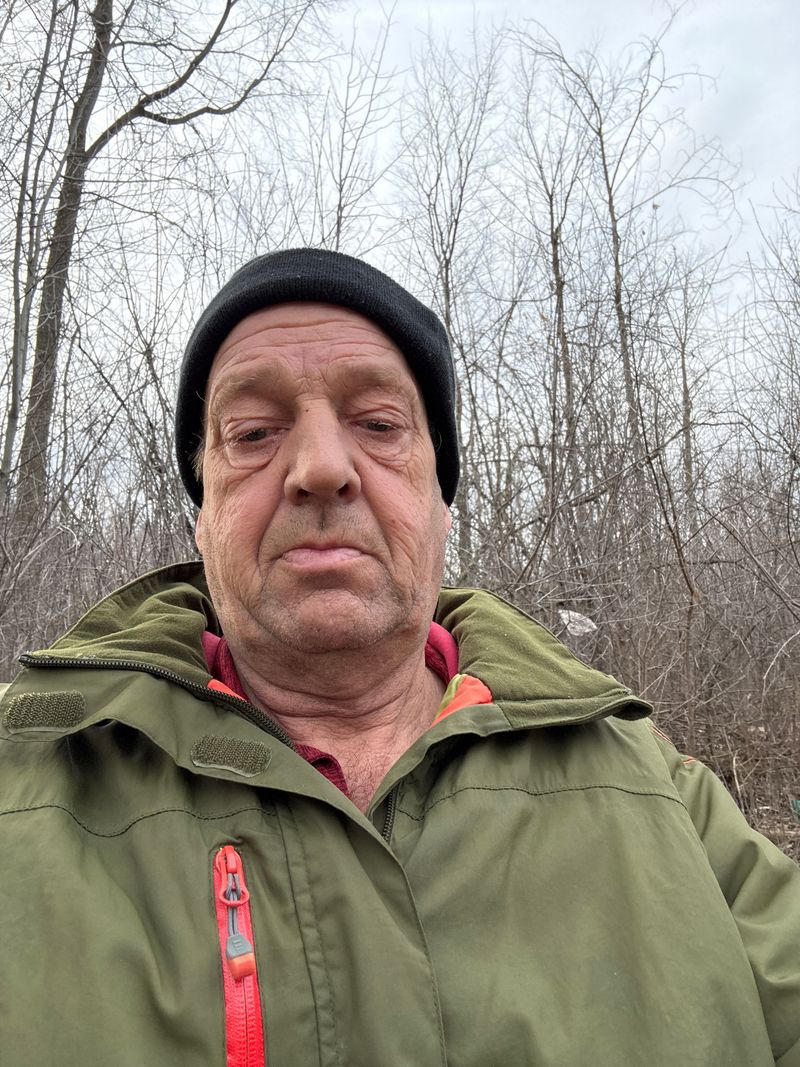 Glenn, 60